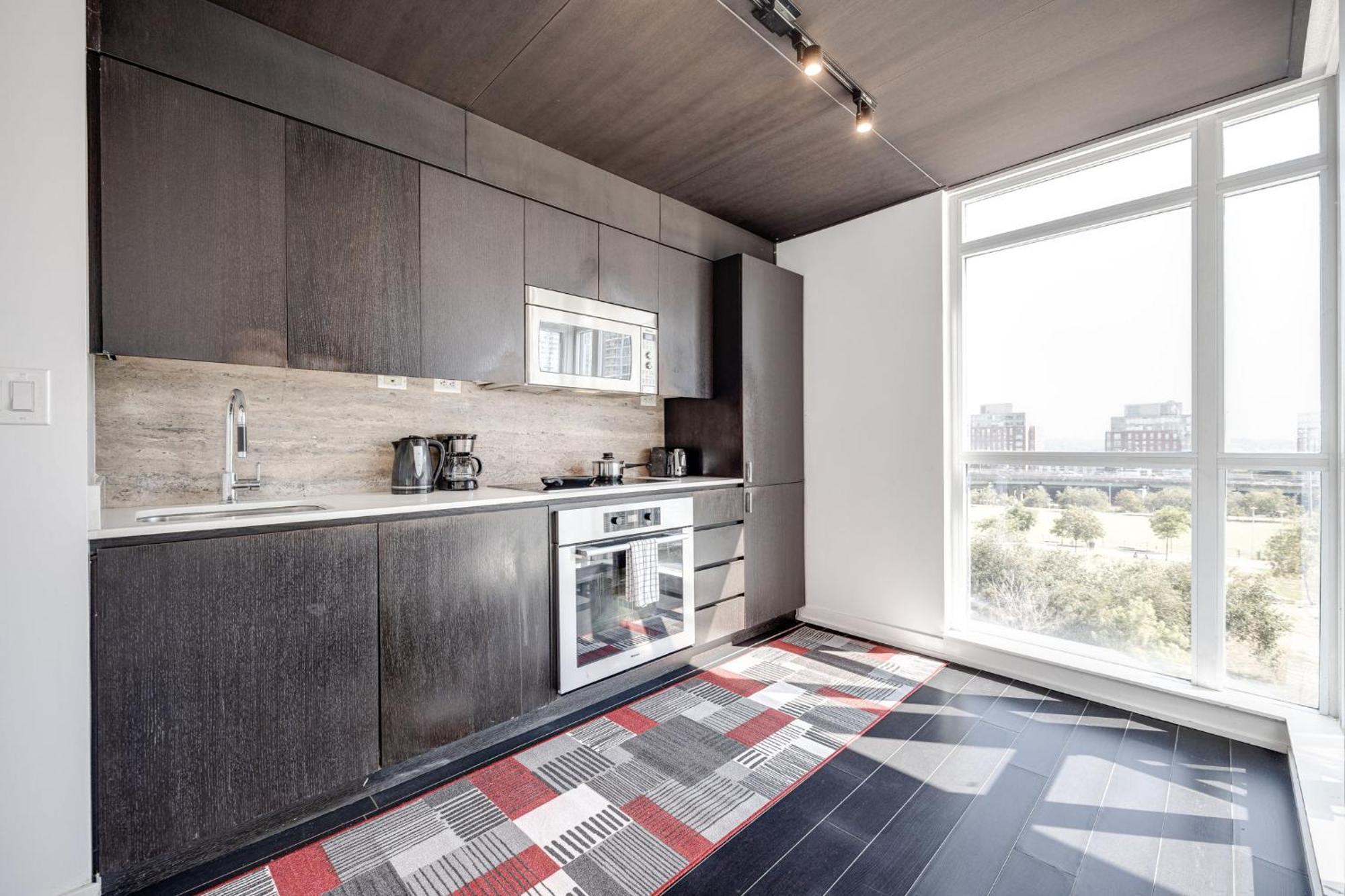 3Bdrm Lake View Condo In Toronto Dış mekan fotoğraf